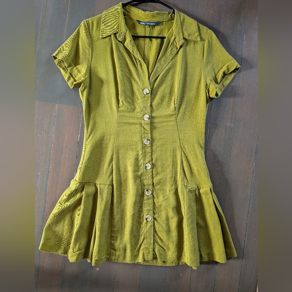 Zara Colar, Pleated Dress